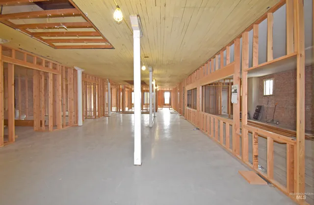 $270,000 | 132 East Walnut Avenue, Genesee, ID 83832