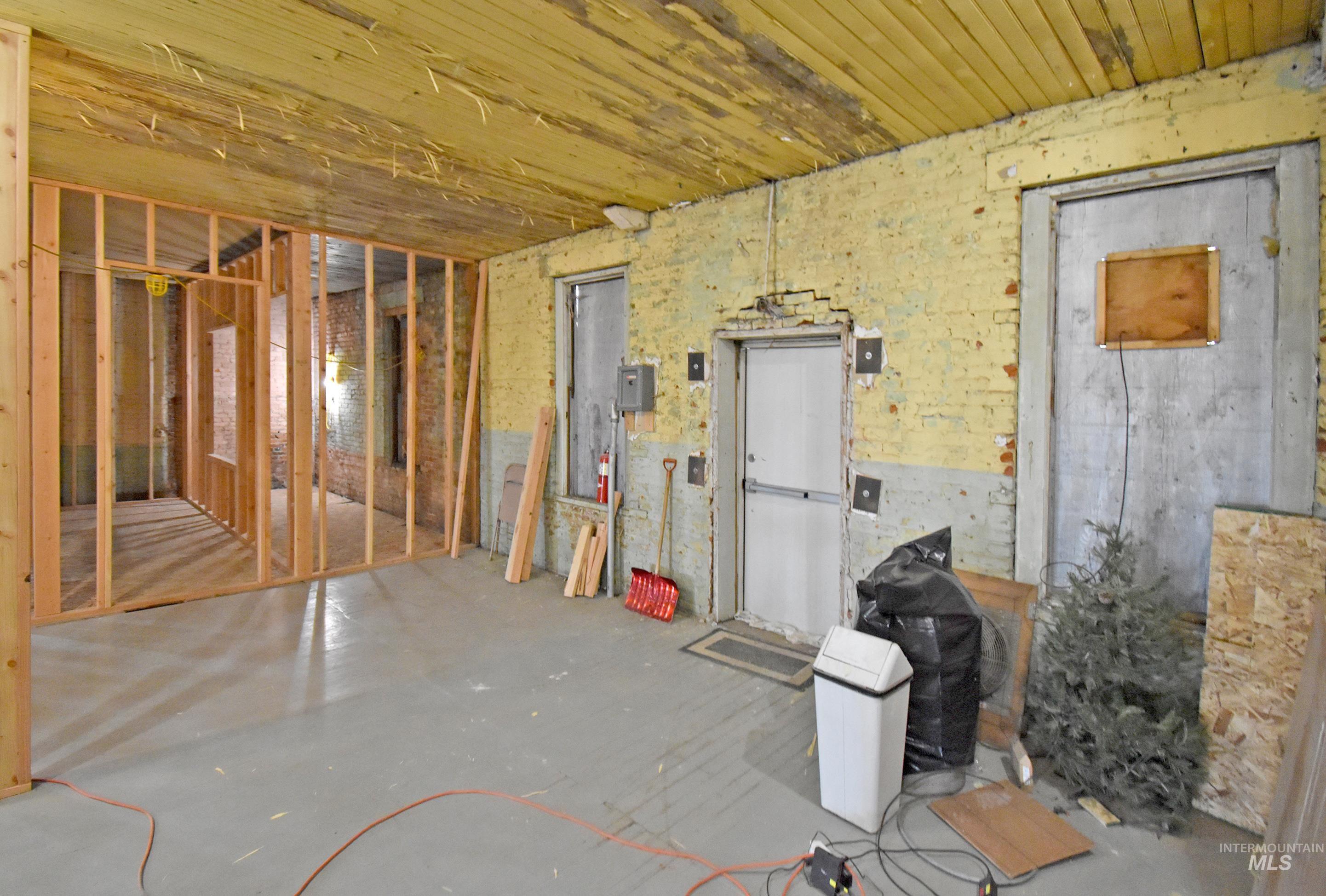 132 East Walnut Avenue Genesee, ID 83832 - Photo 17 of 50