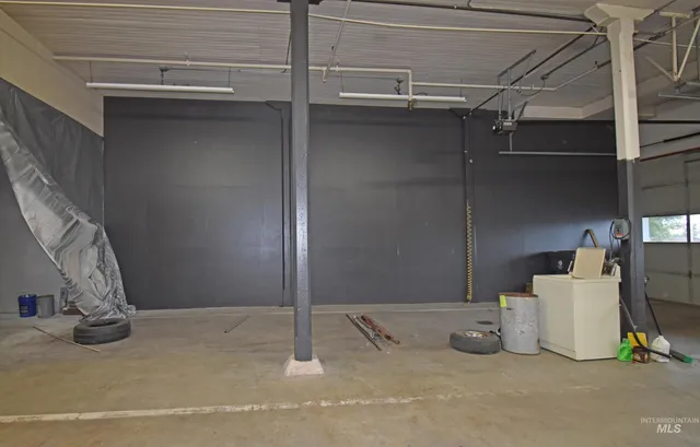 $270,000 | 132 East Walnut Avenue, Genesee, ID 83832