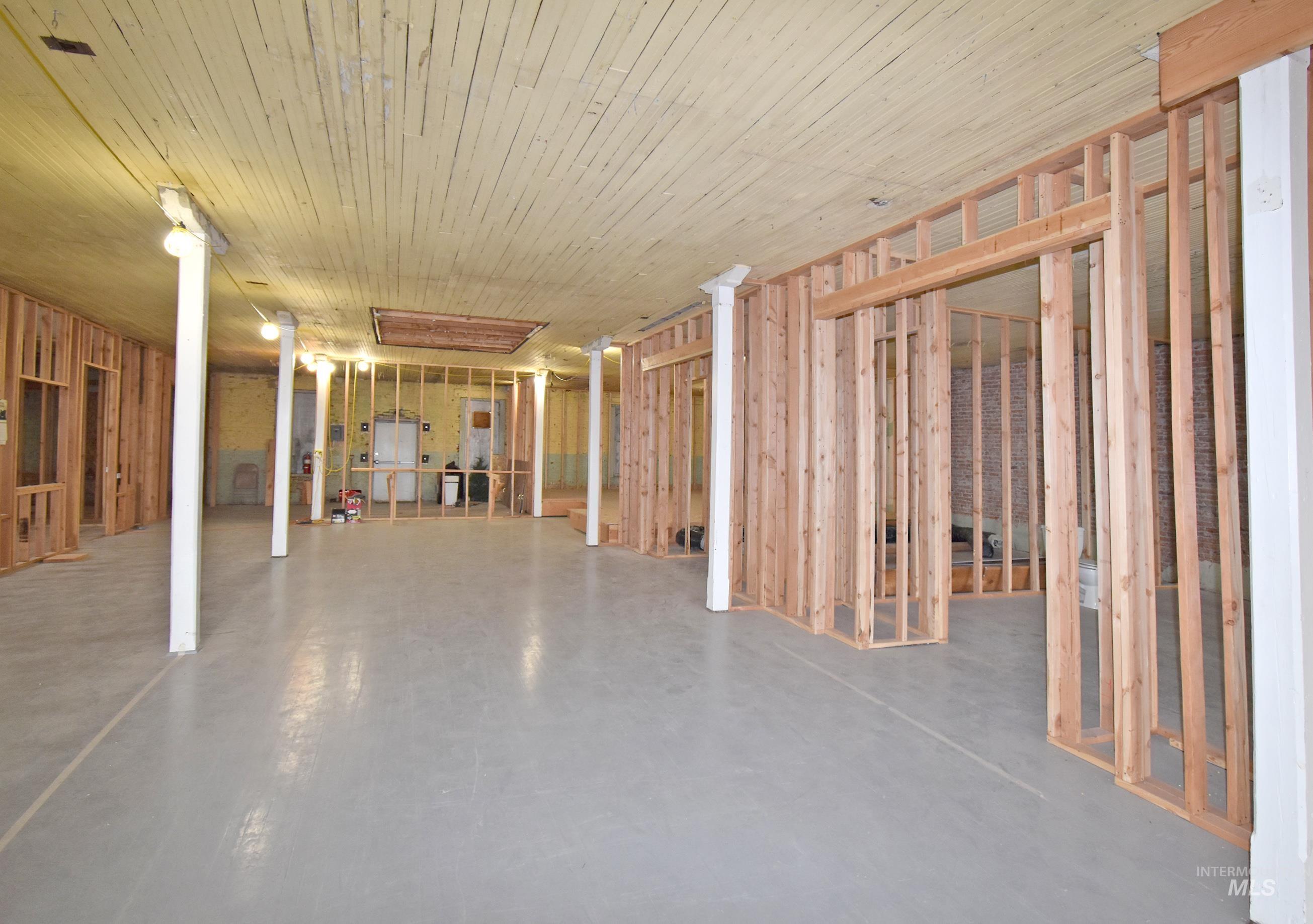 132 East Walnut Avenue Genesee, ID 83832 - Photo 4 of 50