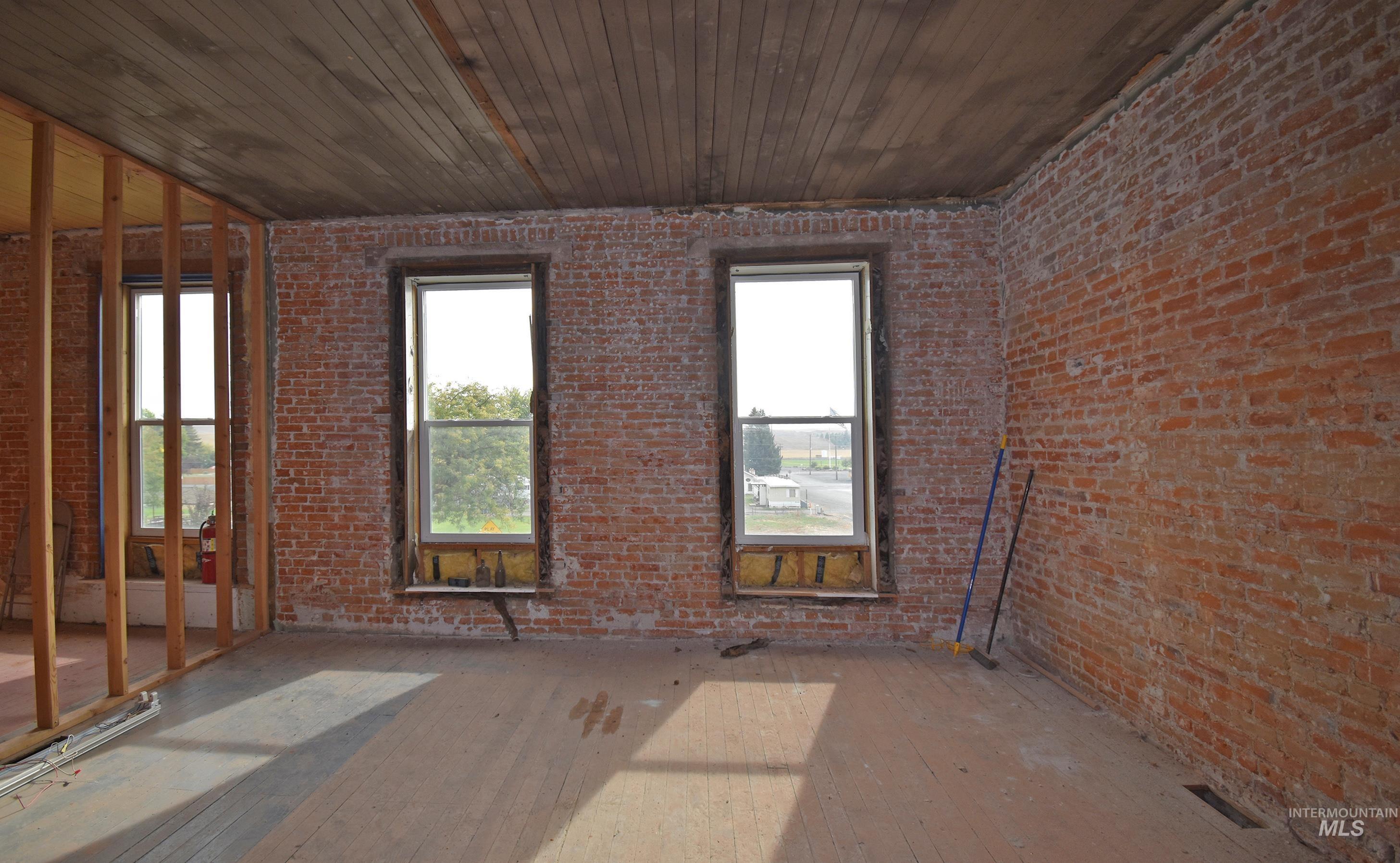 132 East Walnut Avenue Genesee, ID 83832 - Photo 7 of 50