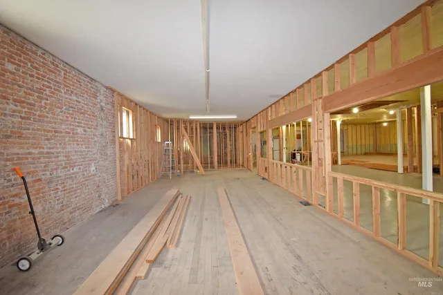 $270,000 | 132 East Walnut Avenue, Genesee, ID 83832