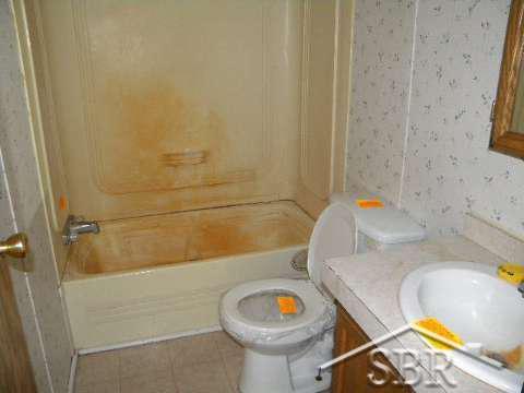5649 Murphy Lake Road Millington, MI 48746 - Photo 14 of 15 20091256-13.JPG