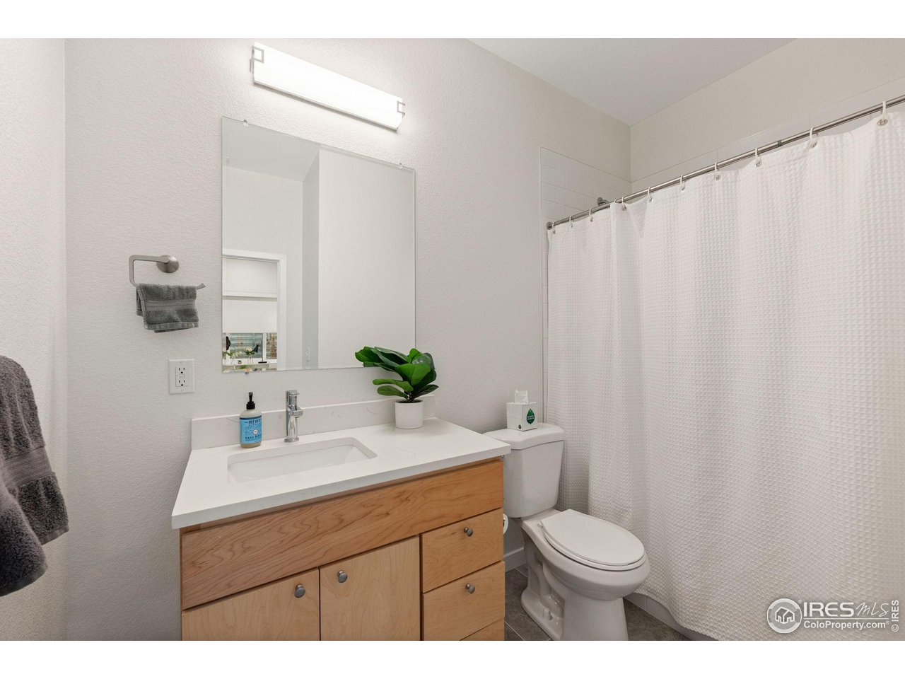 400 West Baseline Road, Unit B Lafayette, CO 80026 - Photo 19 of 36 Basement Full Bathroom