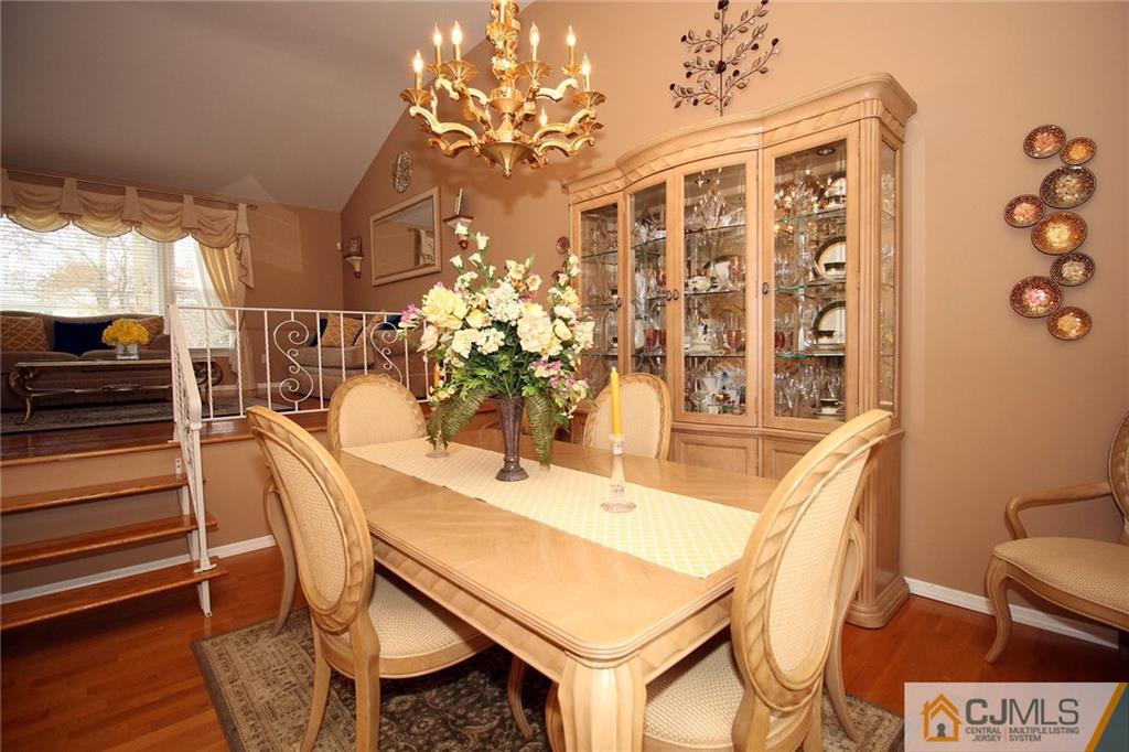 3 Sherwood Road Edison, NJ 08820 - Photo 22 of 24 Gallery Image 22