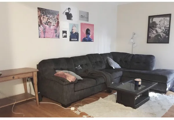 $1,895 | 917 West Waveland Avenue, Unit 2C, Chicago, IL 60613