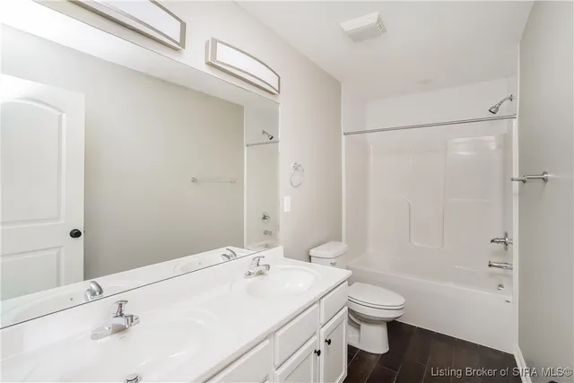 $1,730 | 2101 Paddle Wheel Drive, Jeffersonville, IN 47130