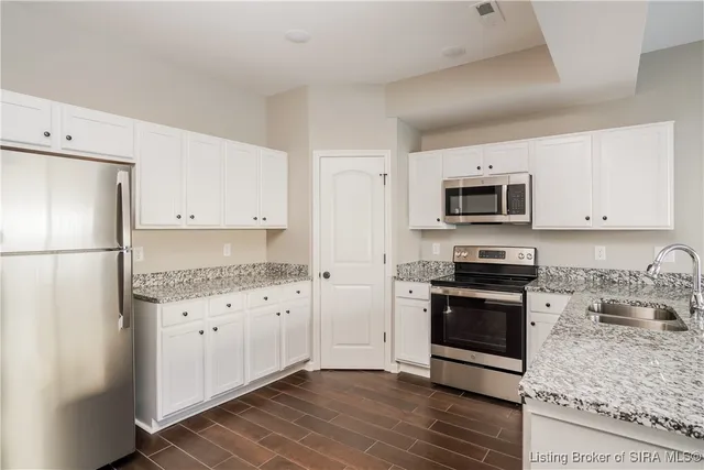 $1,730 | 2101 Paddle Wheel Drive, Jeffersonville, IN 47130