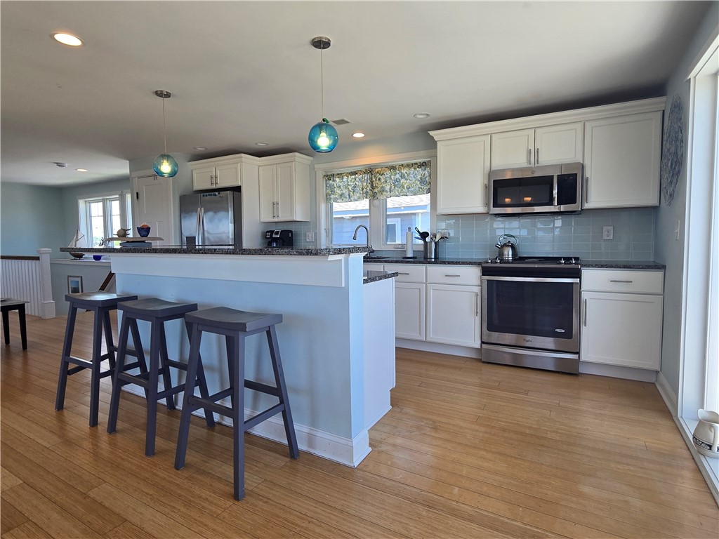 9 Arbeth Road Narragansett, RI 02879 - Photo 37 of 49