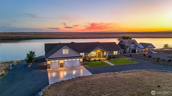 $1,350,000 | 7328 Stonecrest Road Northeast, Moses Lake, WA 98837