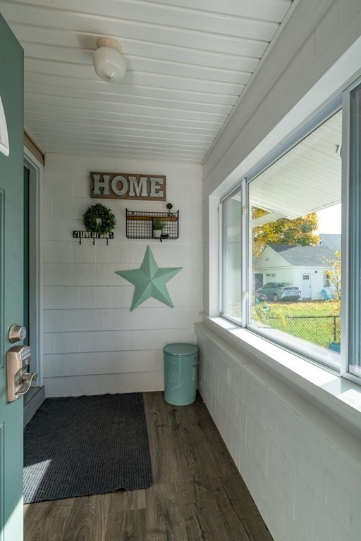 60 Westfield Road Holyoke, MA 01040 - Photo 10 of 39 Gallery Image 10