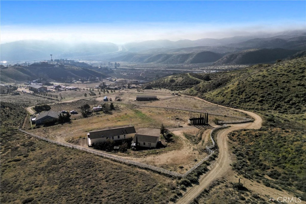 990 Mesa Valley Road Lebec, CA 93243 - Photo 33 of 38 a view of a terrace view