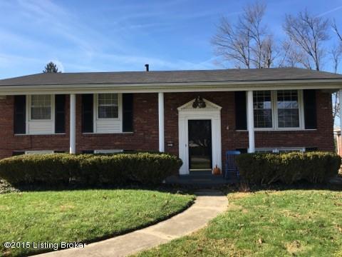 6514 Ridge Cliff Road Louisville, KY 40228 - Photo 2 of 46 close up of front of house