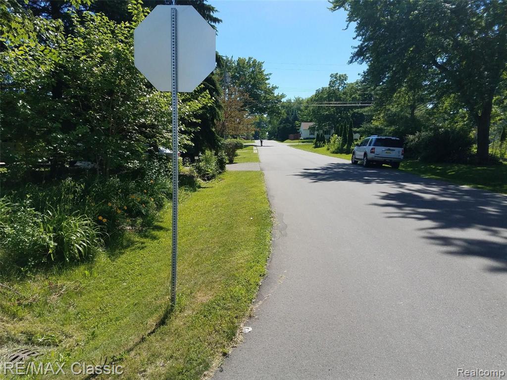 3587 Alida Avenue Rochester Hills, MI 48309 - Photo 20 of 21