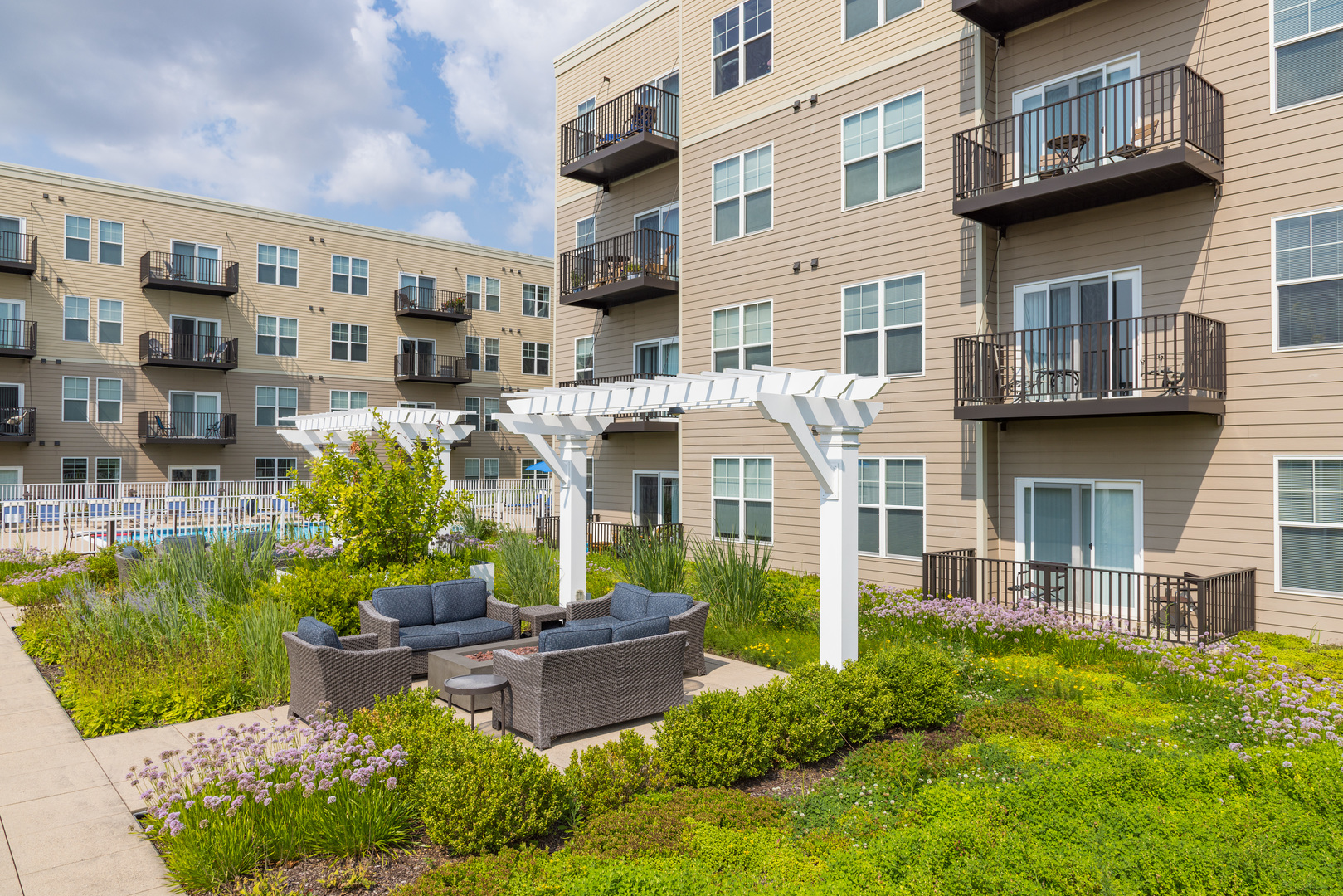 255 North Addison Avenue, Unit 645 Elmhurst, IL 60126 - Photo 17 of 18