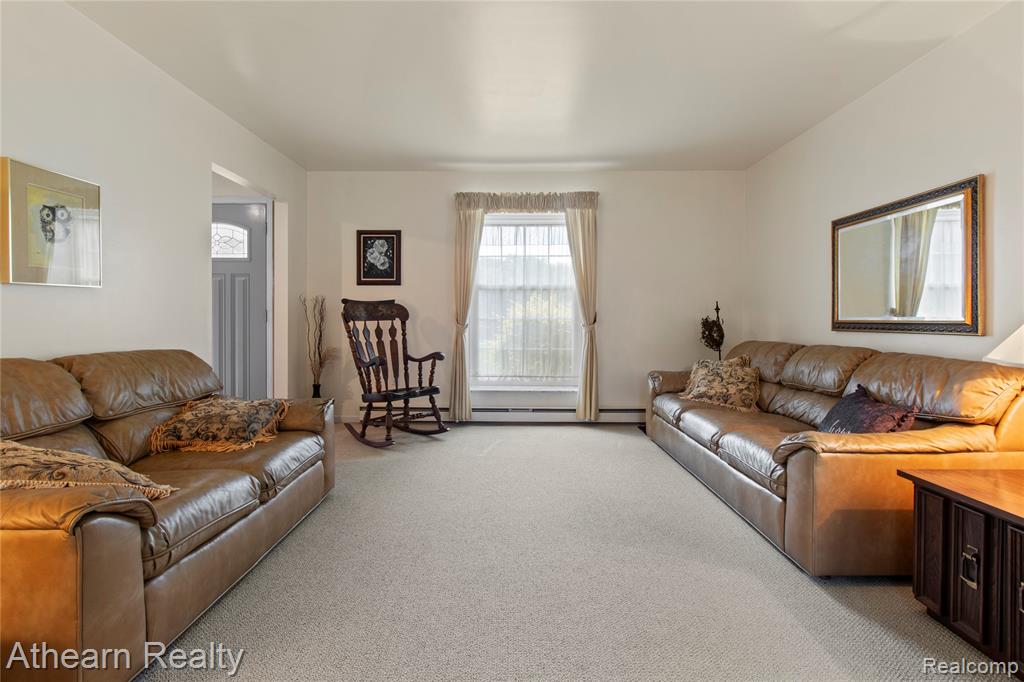 12427 Foley Road Fenton, MI 48430 - Photo 32 of 47