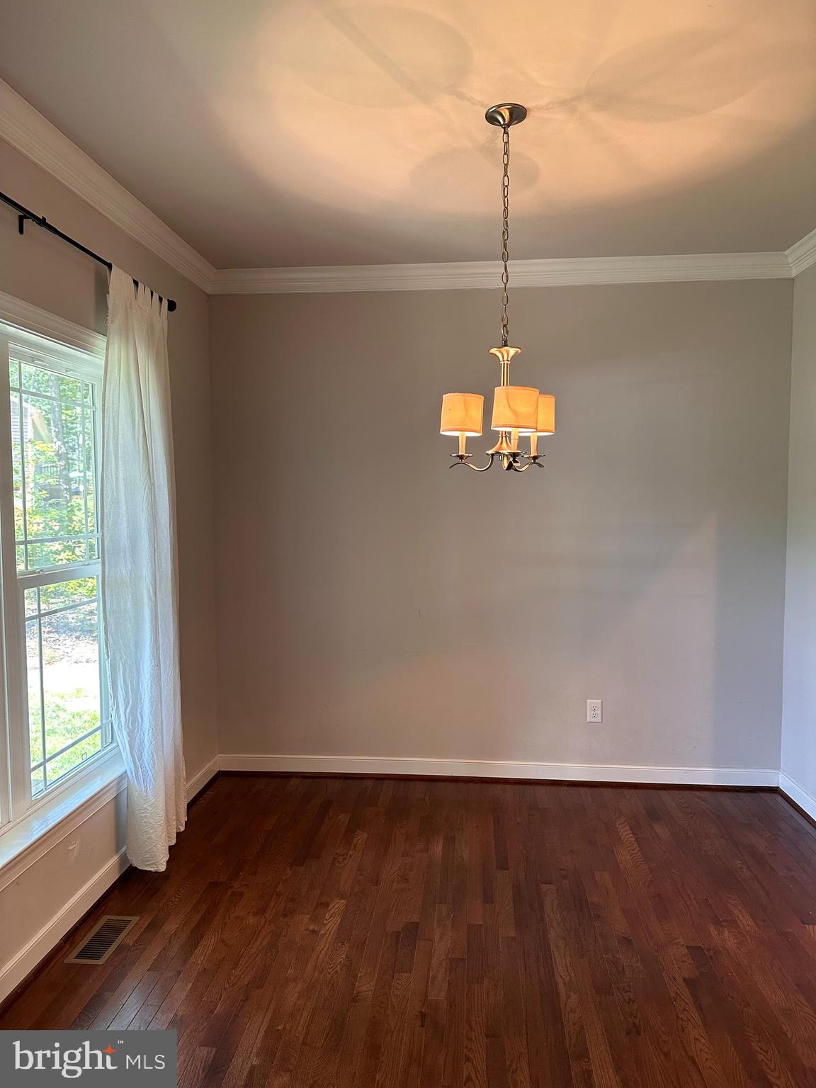 265 Hickory Ridge Circle Mineral, VA 23117 - Photo 11 of 24 dining room