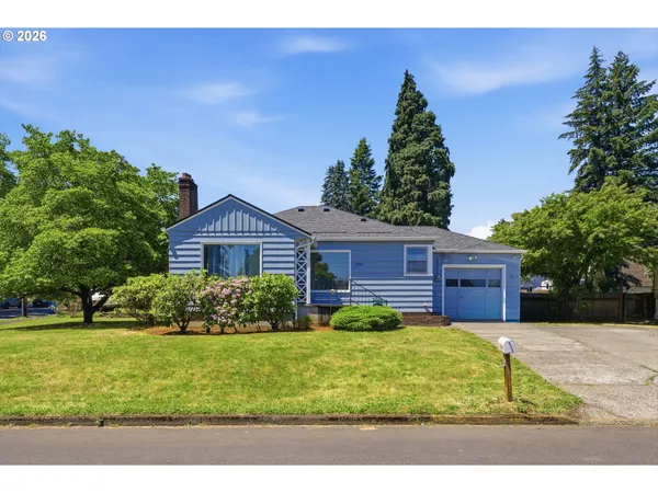 $450,000 | 1709 Northeast Dallas Street, Camas, WA 98607