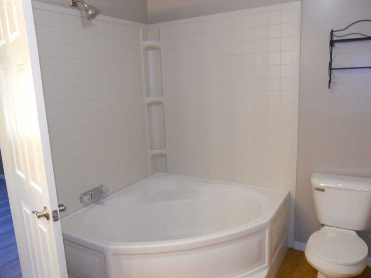 6853 Hess Road Vassar, MI 48768 - Photo 17 of 21 21357819-16.JPG
