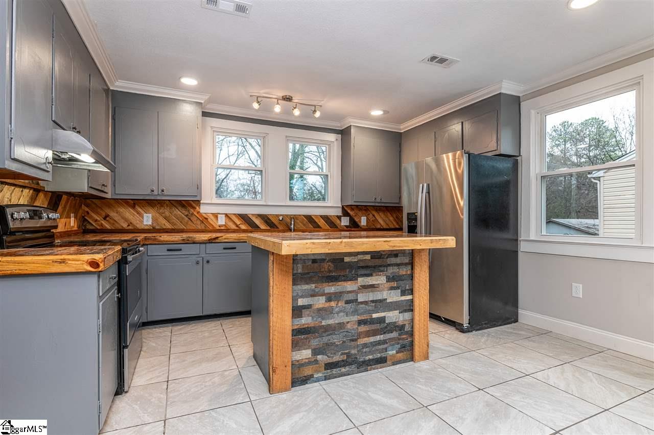 211 Pine Lane Anderson, SC 29621 - Photo 3 of 23