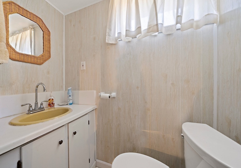 2 Winstead Road Weymouth, MA 02189 - Photo 15 of 23 Gallery Image 15