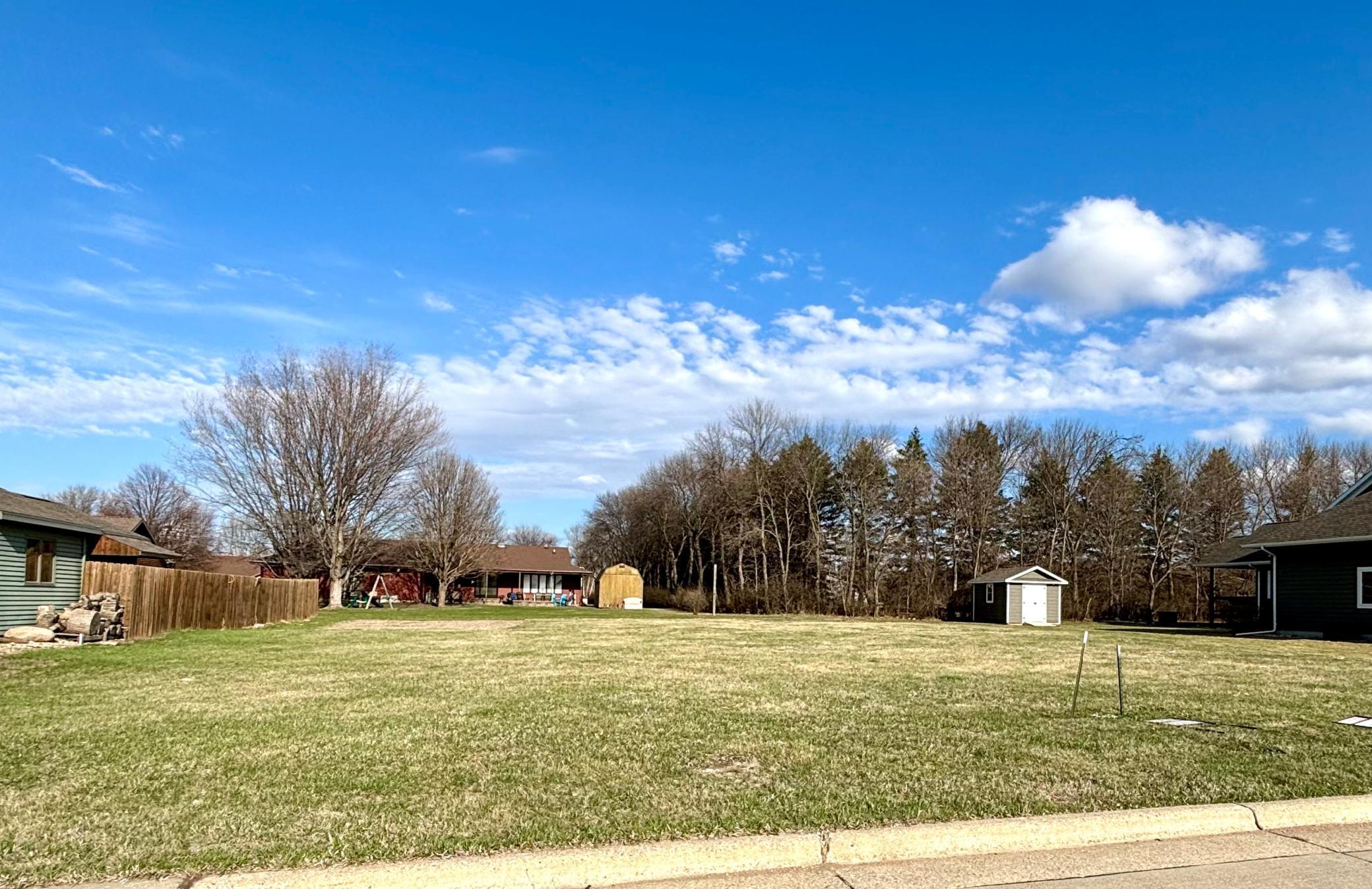 913 9th Avenue Southwest Pipestone, MN 56164 - Photo 2 of 2