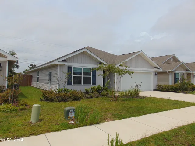 $2,300 | 105 Osprey Lake Road, Panama City, FL 32404