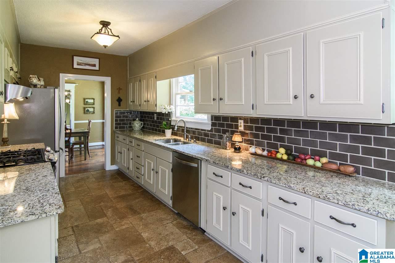 5184 South Shades Crest Road Helena, AL 35022 - Photo 13 of 50 Gallery Image 13