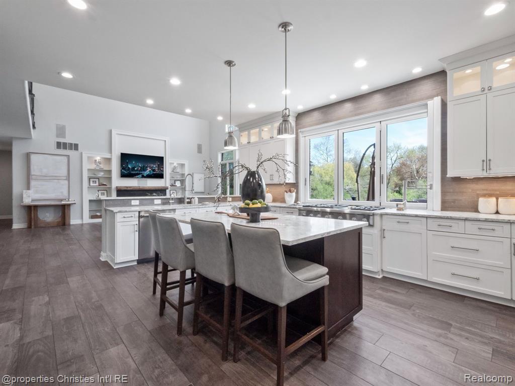 920 Southdown Road Bloomfield Hills, MI 48304 - Photo 16 of 64 Gallery Image 16