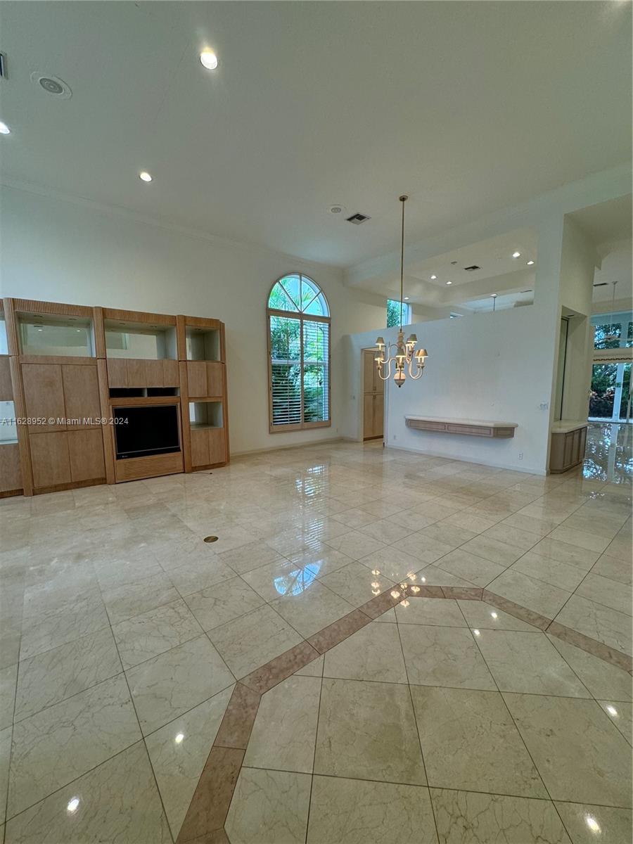 2743 Pinehurst Drive Weston, FL 33332 - Photo 3 of 35