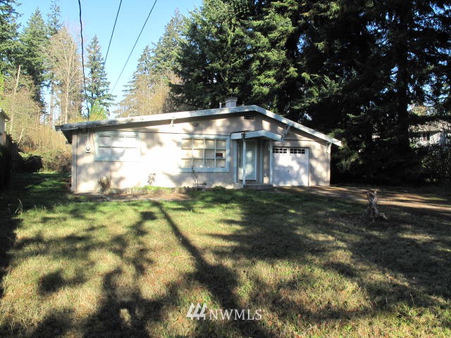 2719 Gibson Road Everett, WA 98204 - Photo 1 of 11