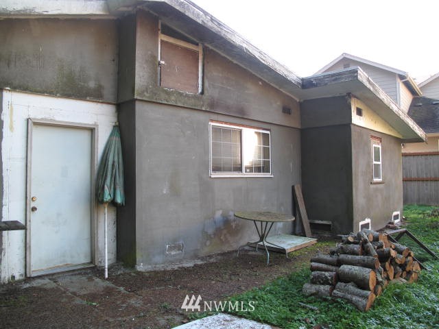 2719 Gibson Road Everett, WA 98204 - Photo 10 of 11