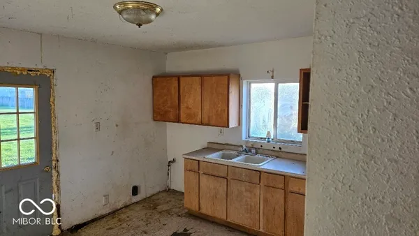 $49,900 | 1914 South L Street, Elwood, IN 46036