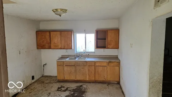 $49,900 | 1914 South L Street, Elwood, IN 46036