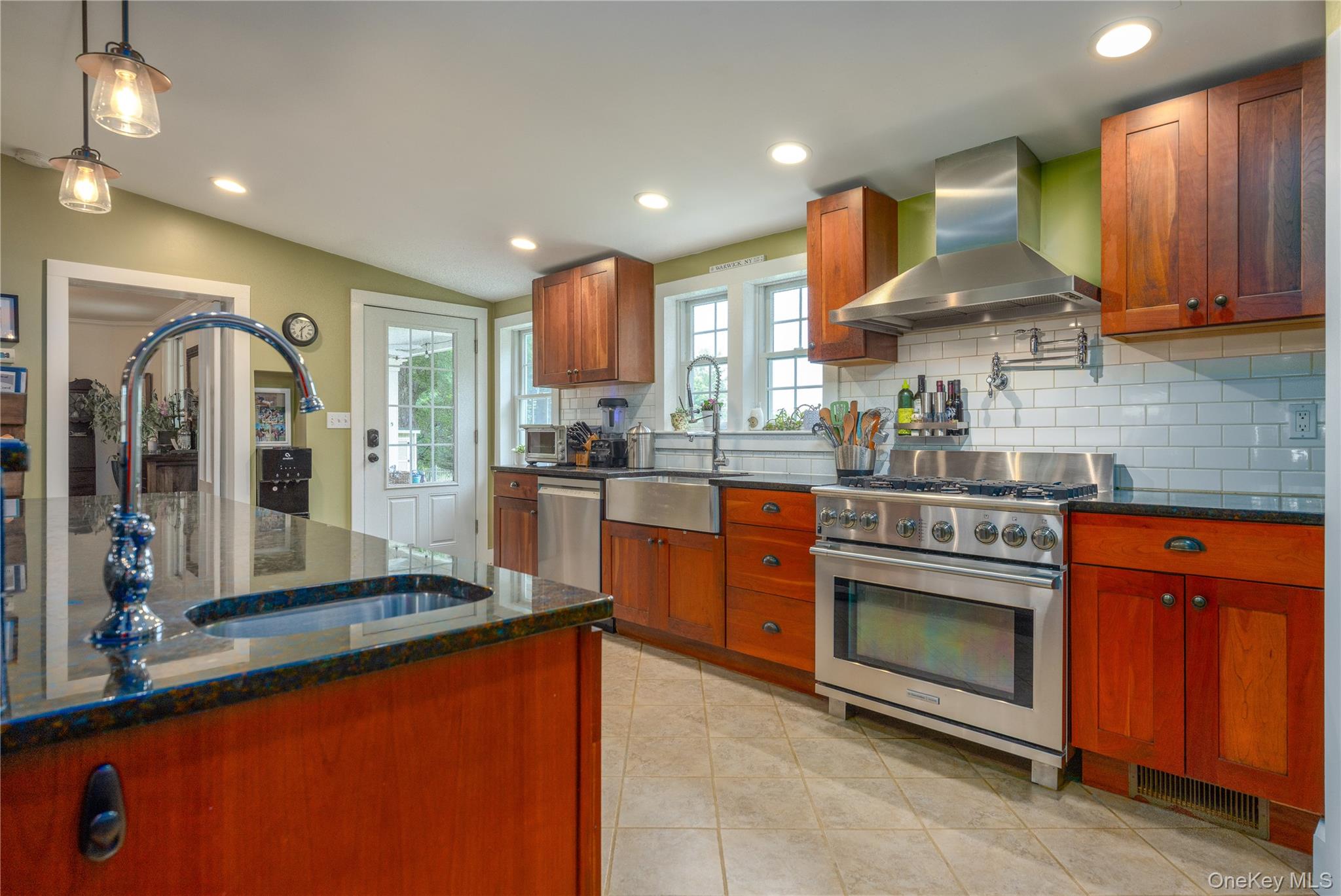 57 Galloway Road Warwick, NY 10990 - Photo 18 of 35