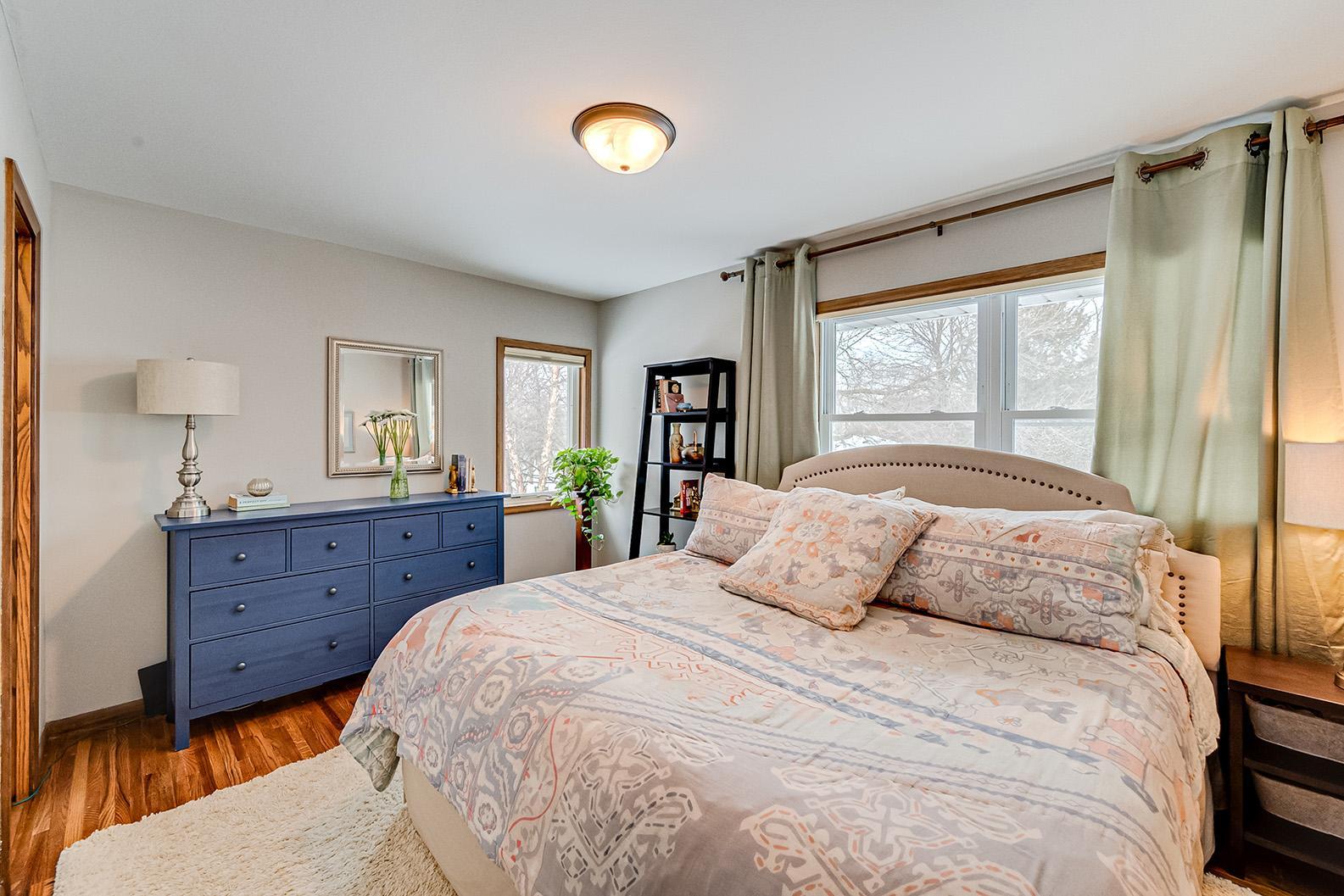 5406 Holiday Road Minnetonka, MN 55345 - Photo 15 of 29 Gallery Image 15