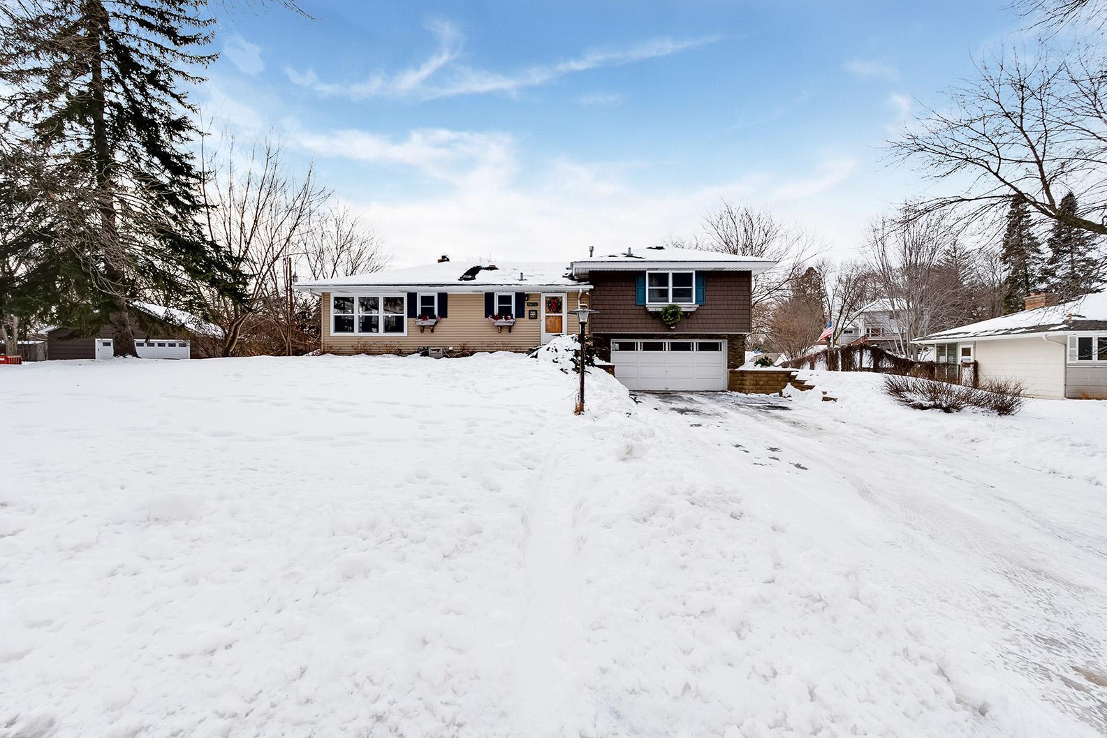 5406 Holiday Road Minnetonka, MN 55345 - Photo 29 of 29 Gallery Image 29