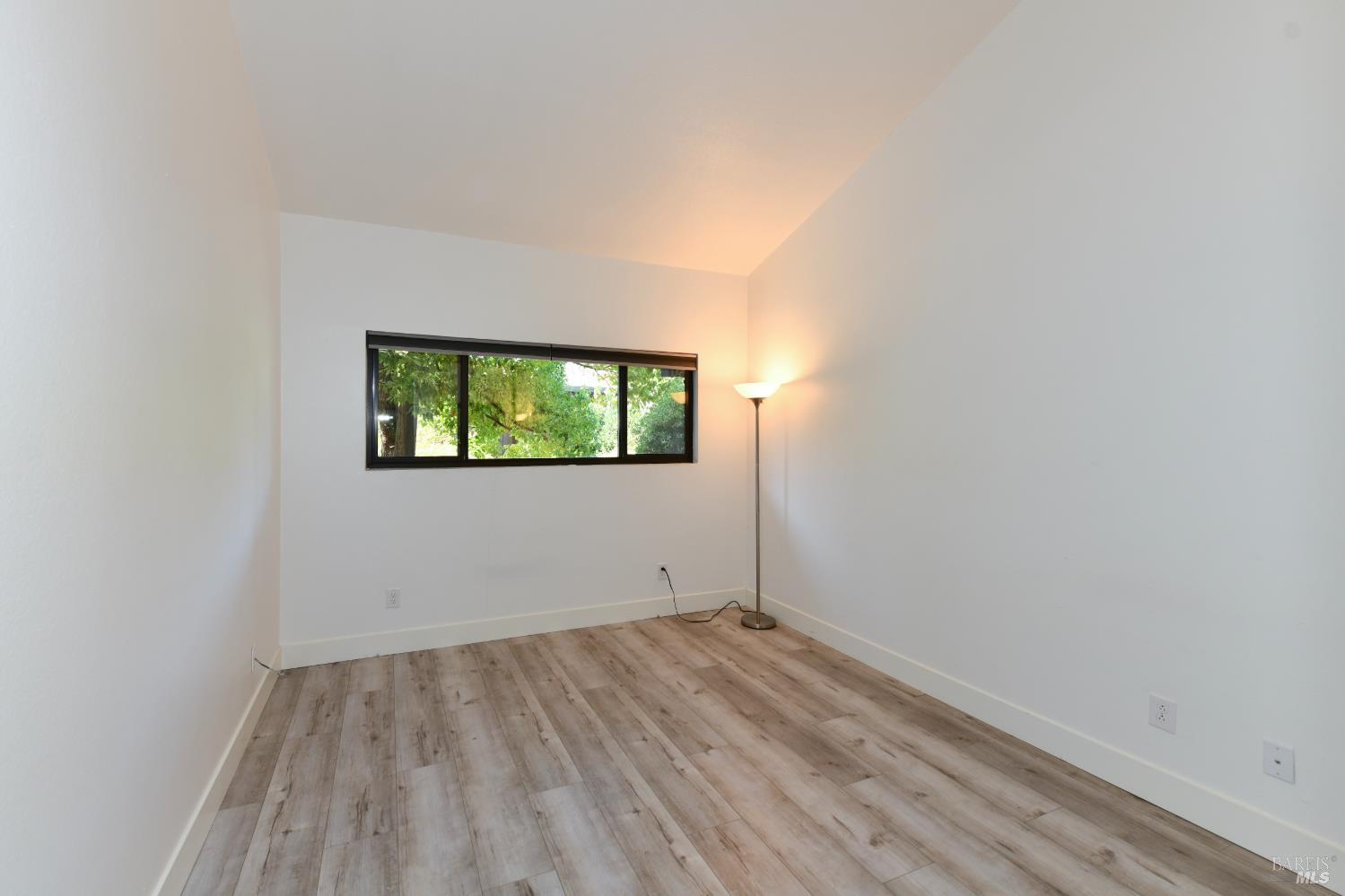 354 Los Alamos Road Santa Rosa, CA 95409 - Photo 13 of 25