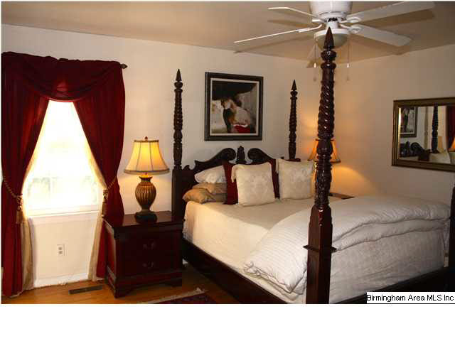 509 Rayburn Road Birmingham, AL 35226 - Photo 16 of 32