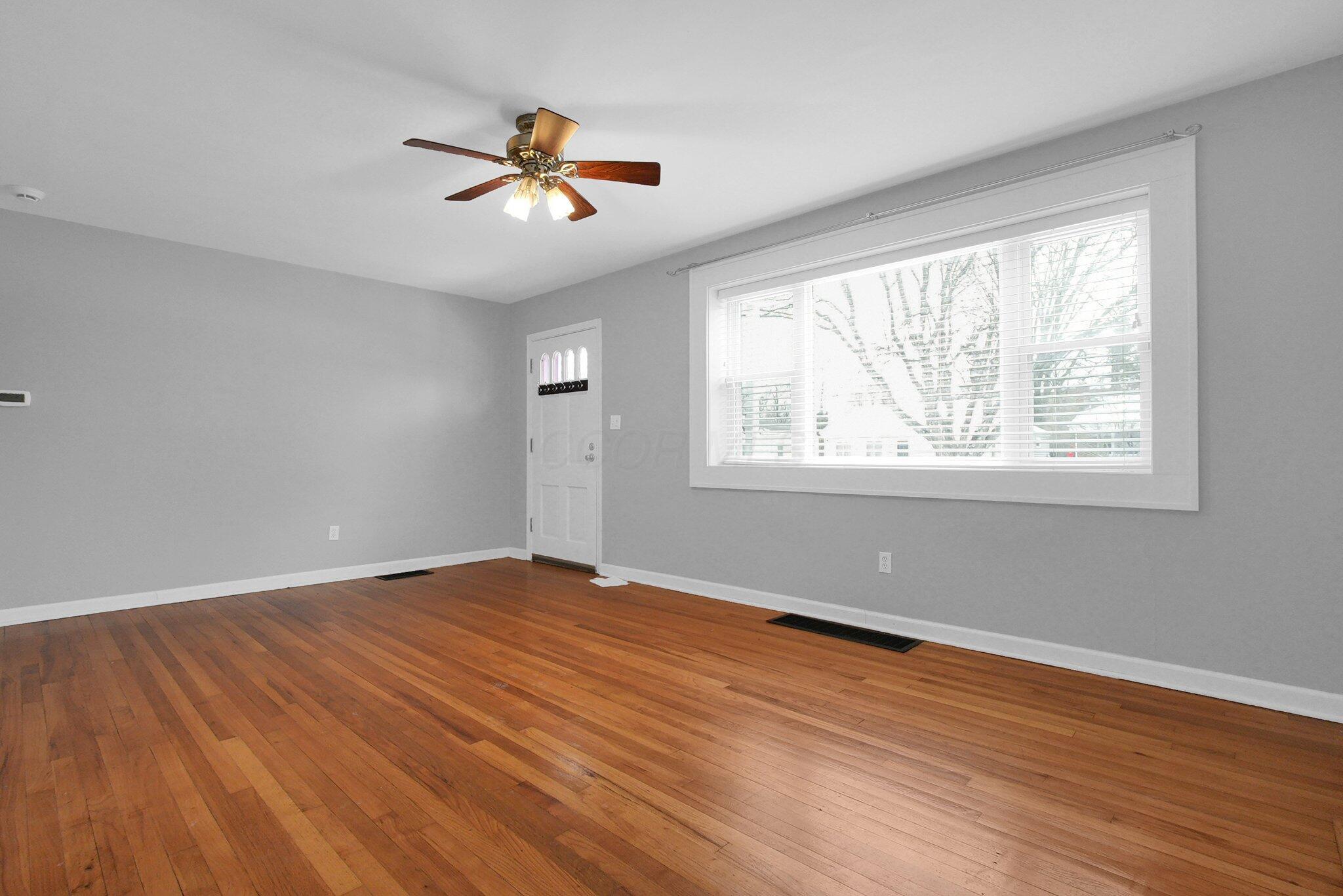 350 East Weisheimer Road Columbus, OH 43214 - Photo 28 of 30 4-web-or-mls-350-e-weisheimer-rd
