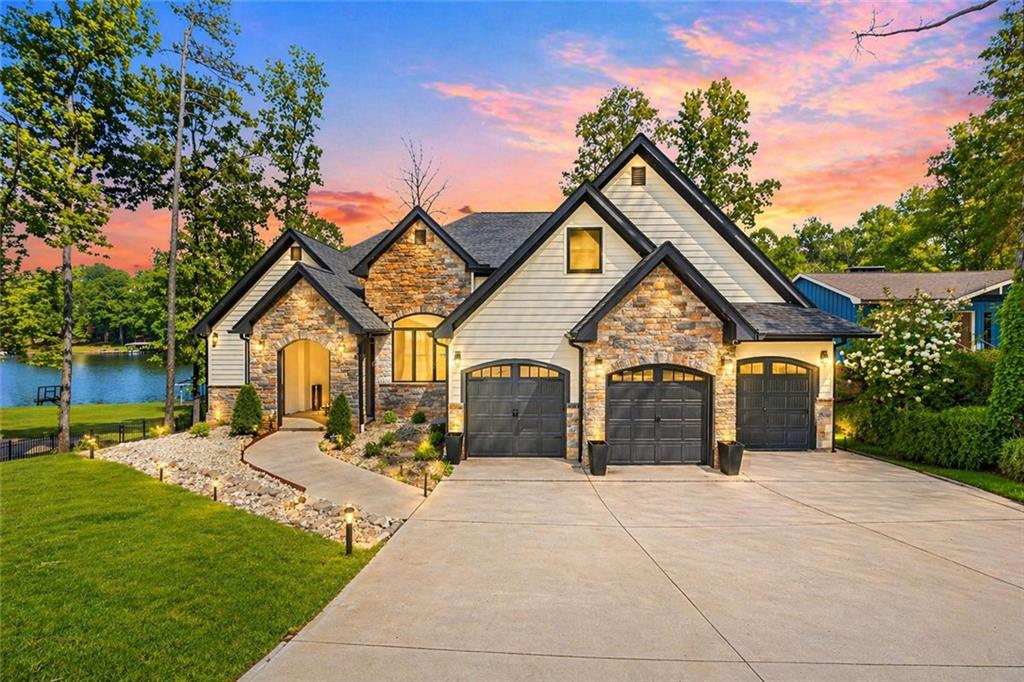 2021 Lakeview Parkway Villa Rica, GA 30180 - Photo 2 of 112