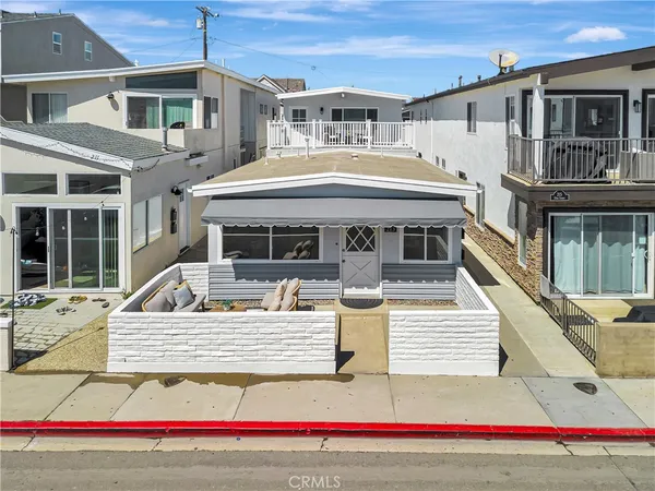 $2,695,000 | 213 33rd Street, Newport Beach, CA 92663