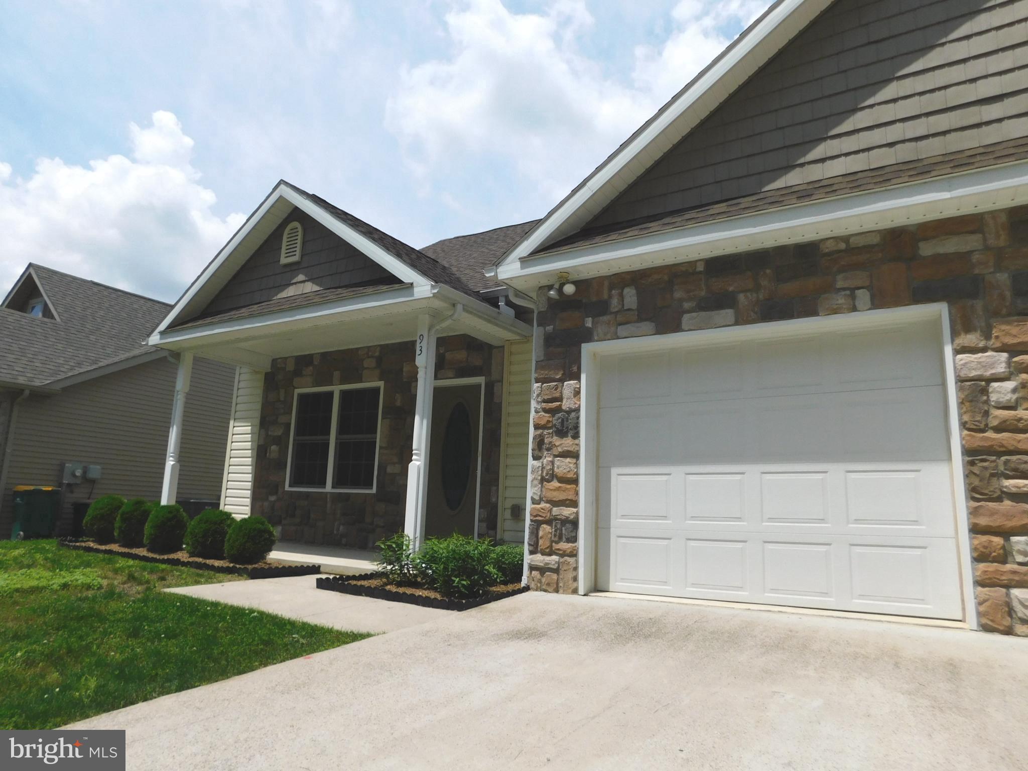 93 Old Mill Road Waynesboro, PA 17268 - Photo 4 of 24 Gallery Image 4
