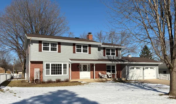 $375,000 | 2334 Elizabeth Street, Janesville, WI 53548