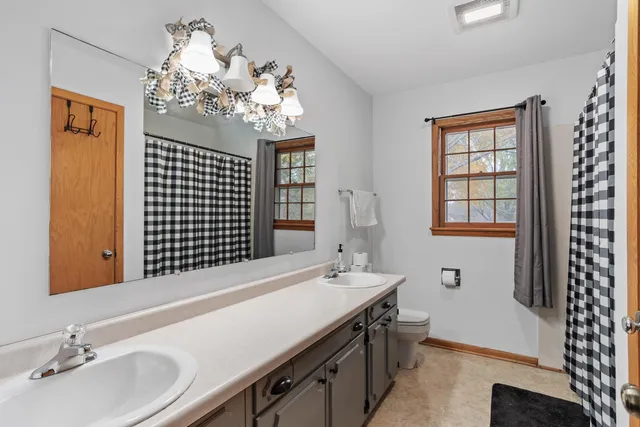 $375,000 | 2334 Elizabeth Street, Janesville, WI 53548