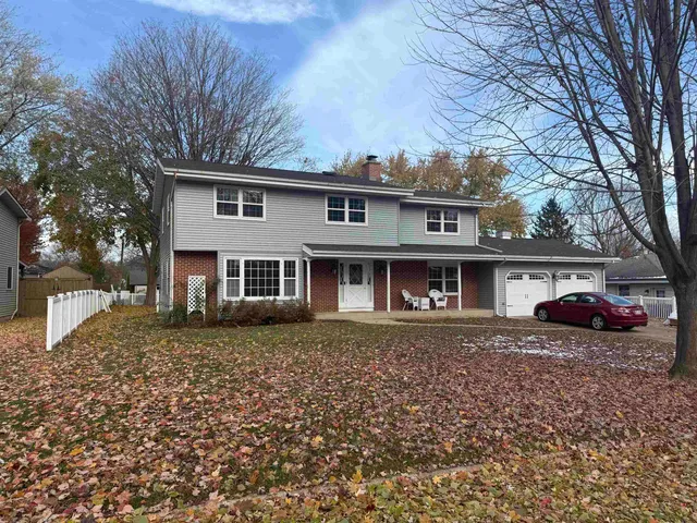 $375,000 | 2334 Elizabeth Street, Janesville, WI 53548