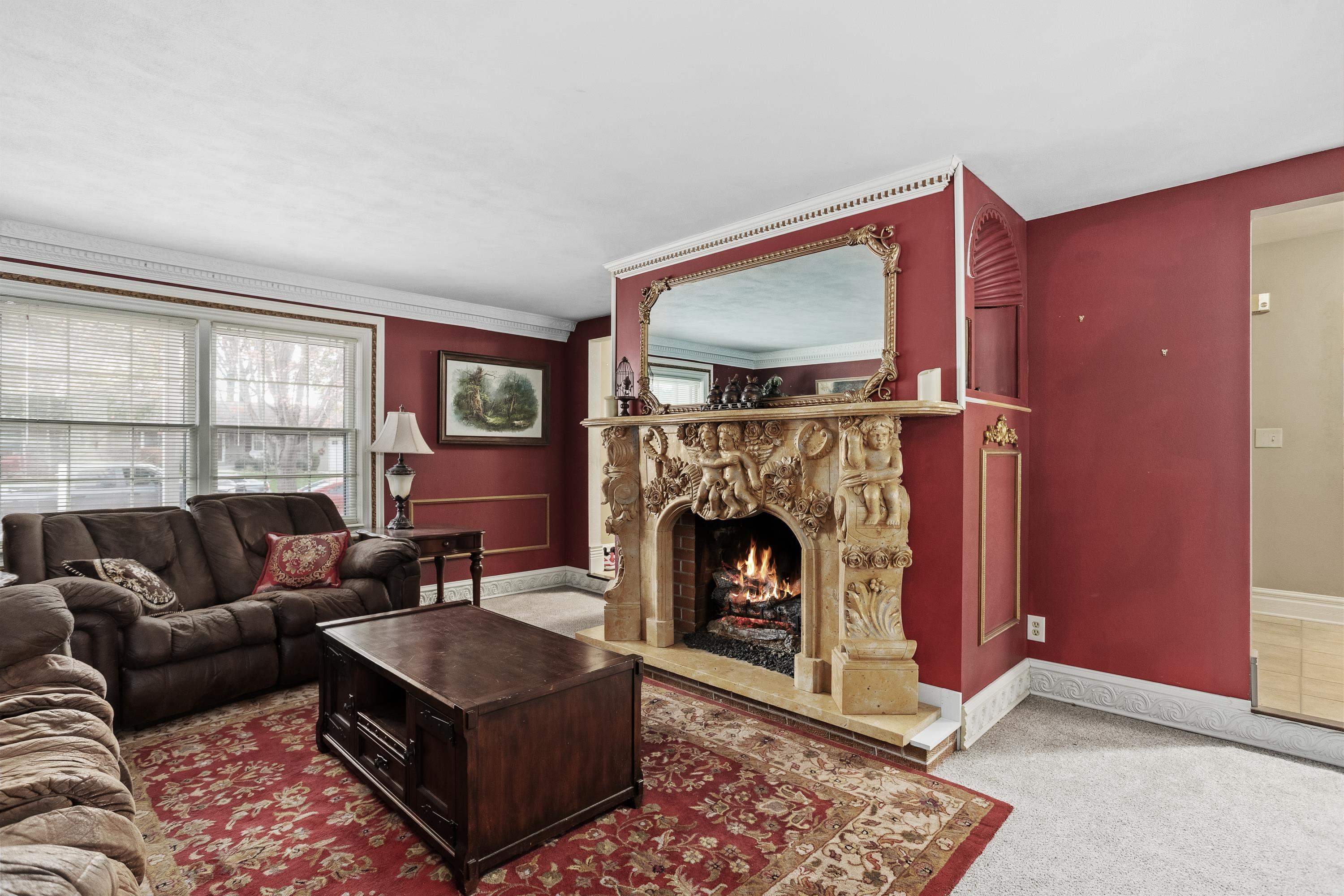 2334 Elizabeth Street Janesville, WI 53548 - Photo 3 of 36