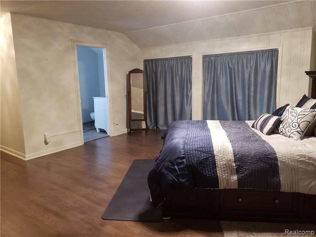 277 Ridgemont Road Grosse Pointe Farms, MI 48236 - Photo 6 of 17