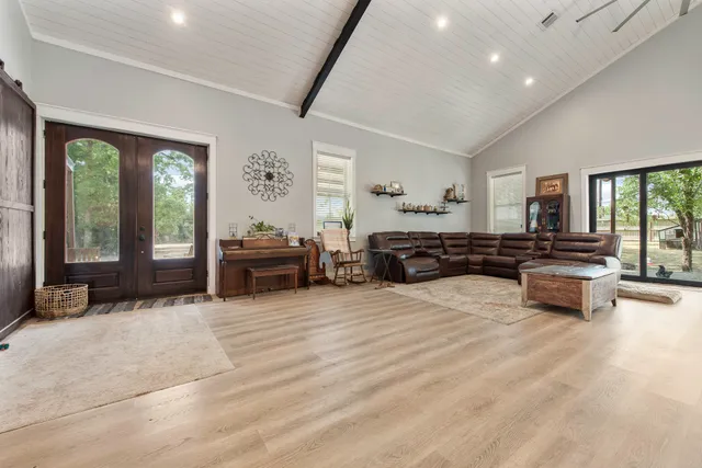 $1,600,000 | 19885 Keenan Cut Off Road, Montgomery, TX 77316