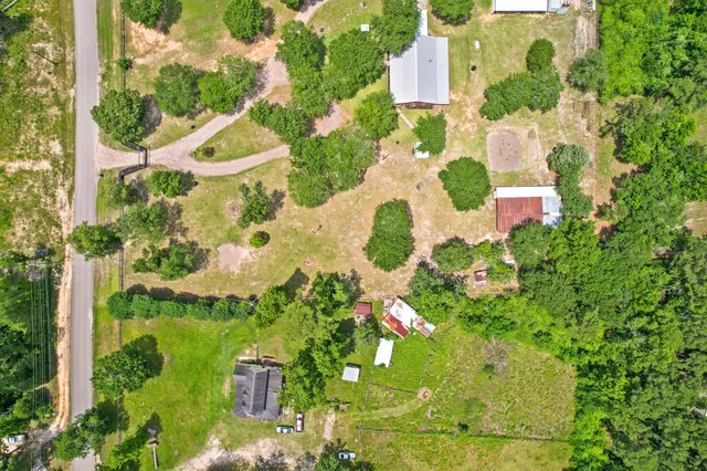 $1,600,000 | 19885 Keenan Cut Off Road, Montgomery, TX 77316